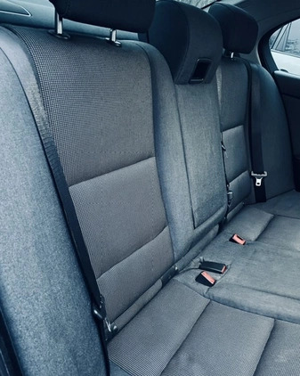 BMW Seria 5 cena 24000 przebieg: 331000, rok produkcji 2004 z Szczecin małe 211